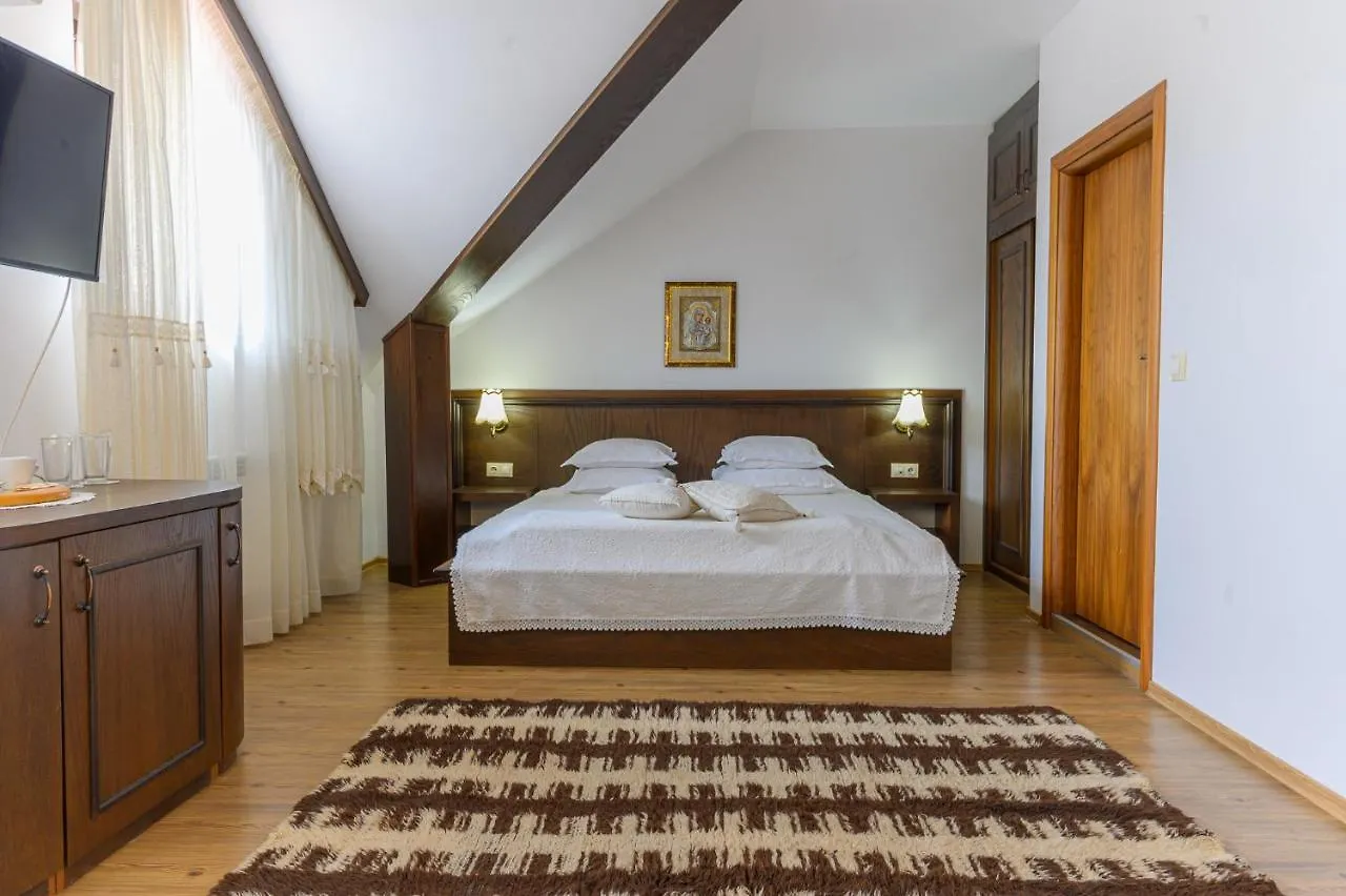Boutique Hotel L Do Rado Sofia 3*,